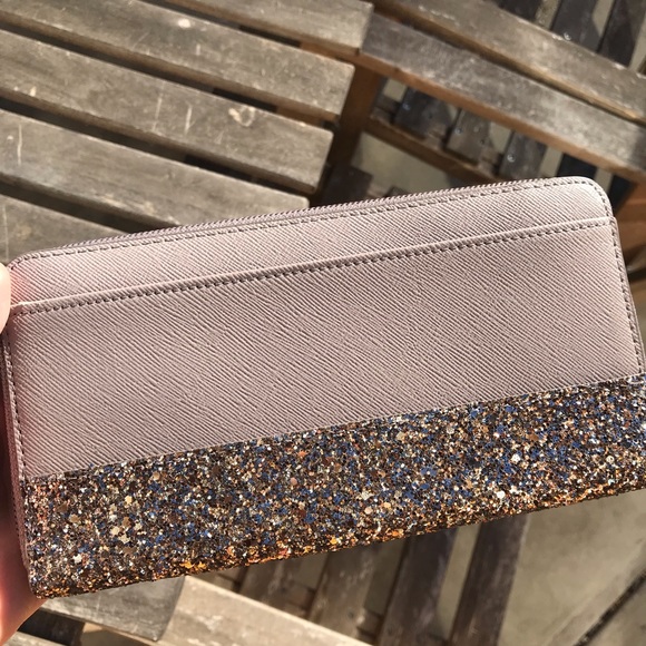 ➕Kate spade neda Greta Court cityscape gray wallet - Picture 4 of 6